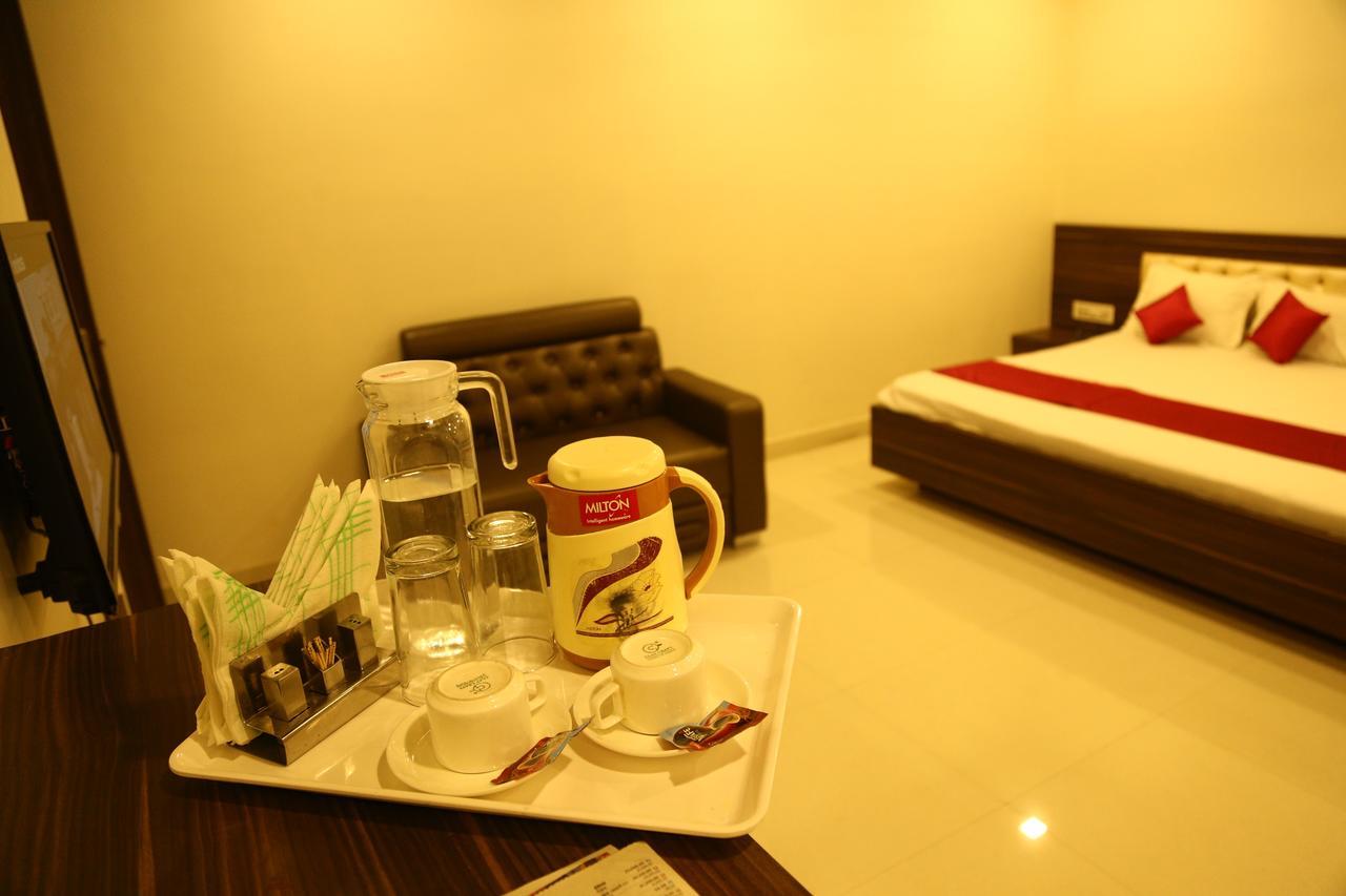 Hotel Kingsway Ajmer Esterno foto