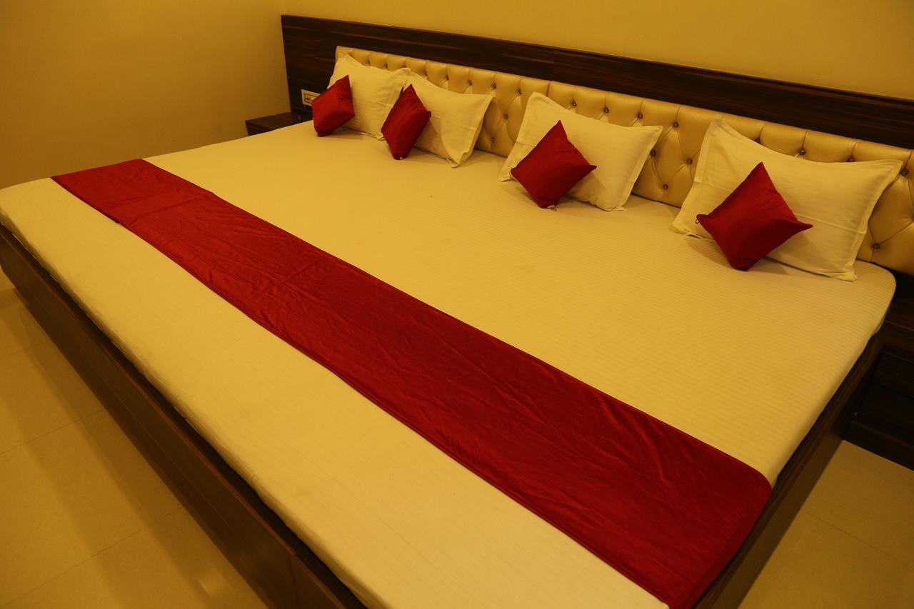 Hotel Kingsway Ajmer Esterno foto