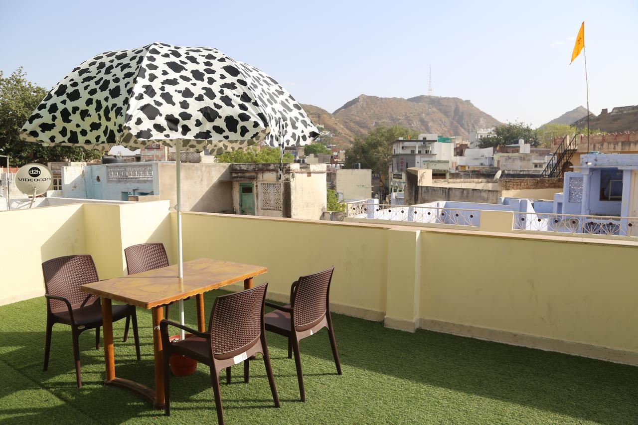 Hotel Kingsway Ajmer Esterno foto