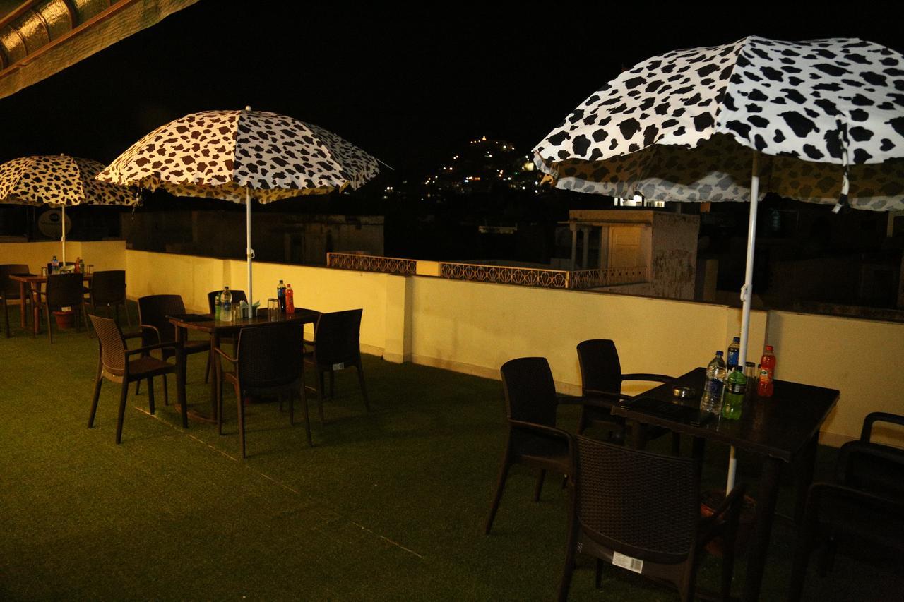 Hotel Kingsway Ajmer Esterno foto